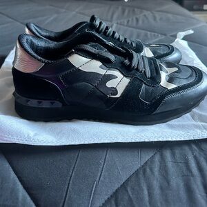 VALENTINO SNEAKERS SIZE 12